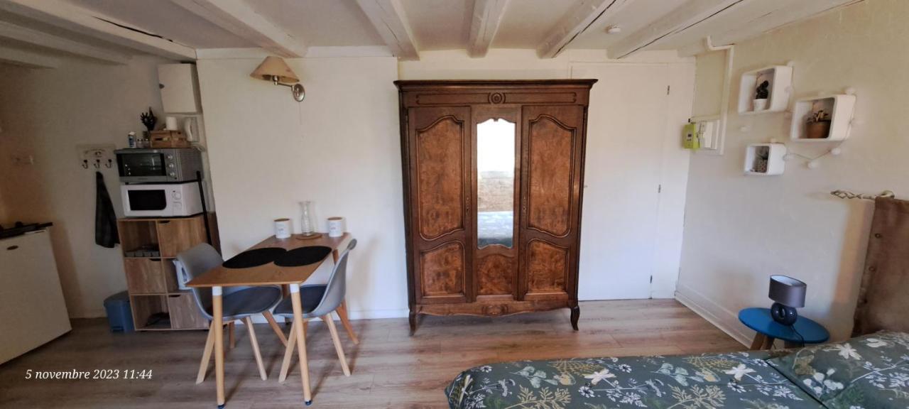 Apartment L'echappee Belle - Centre - Vue Cour Arboree Bourg-en-Bresse